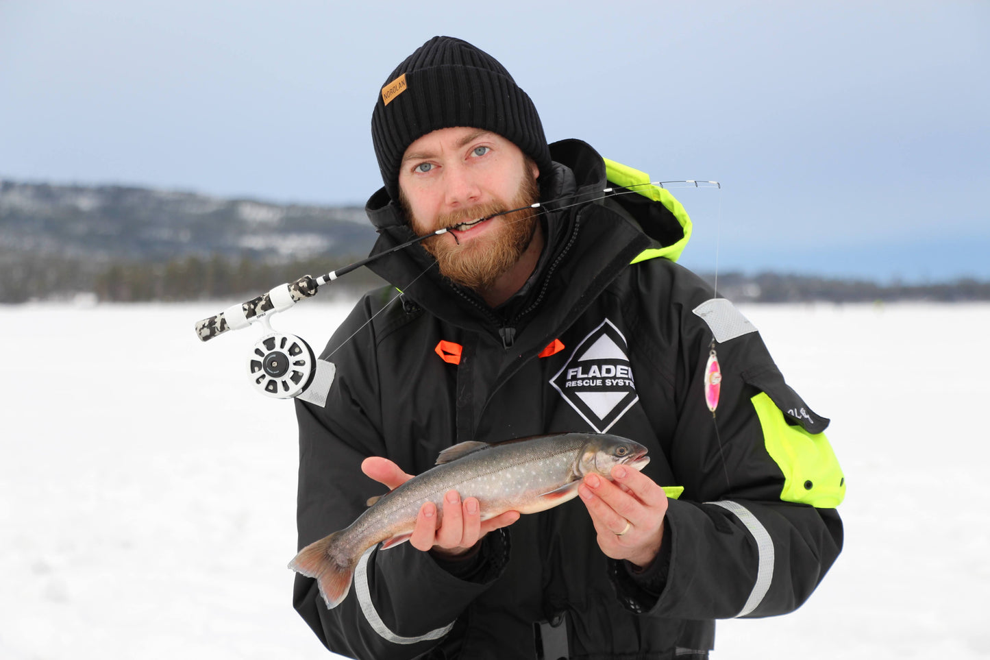 Norolan fiskelue i merinoull